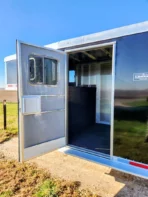 2016 Featherlite 8542 4 HT - Image 15