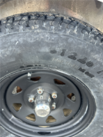 1999 Kiefer Built 3 horse Bumper pull - Image 3