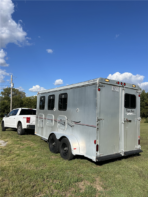 1999 Kiefer Built 3 horse Bumper pull - Image 13